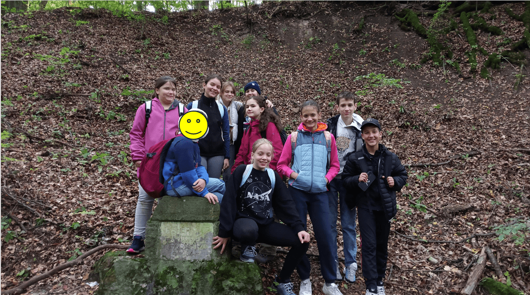 Erdei kiránduláson a 6.b osztállyal