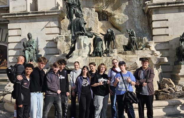 A 8. b osztály a Sziklakórház Atombunker Múzeumban járt