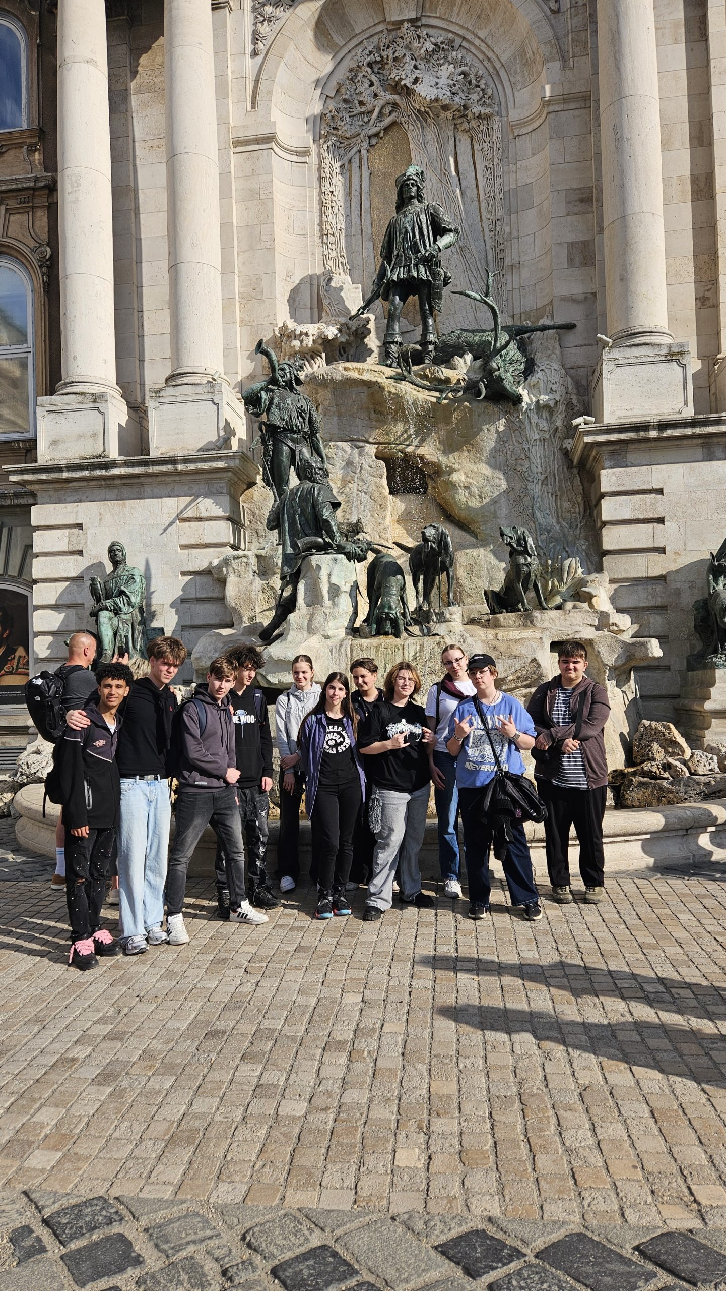 A 8. b osztály a Sziklakórház Atombunker Múzeumban járt